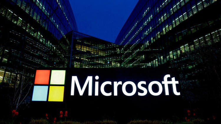 انقطاع عالمي لخدمات "Microsoft 365" يثير الفوضى ويربك مطارات العا